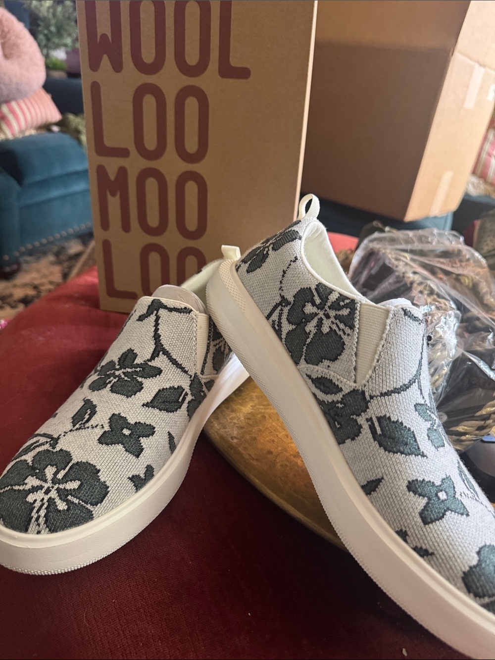 Woolloomooloo Wool Women's Slip-On Floral Knit Flats in Cream and Green
